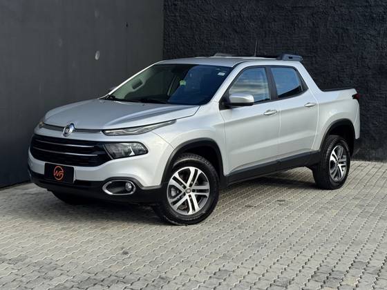 FIAT TORO 2.4 16V MULTIAIR FLEX FREEDOM AT9